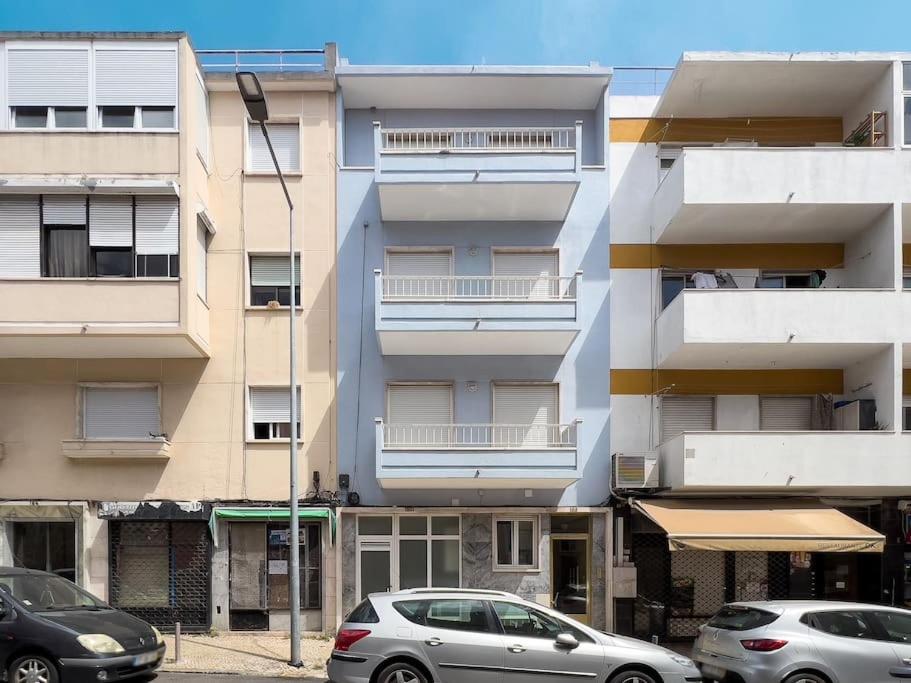 Olaias Lisbon 2 Bed Near Metro 2 Lägenhet Exteriör bild