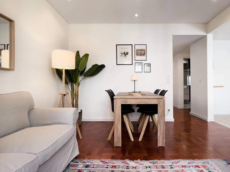 Olaias Lisbon 2 Bed Near Metro 2 Lägenhet Exteriör bild